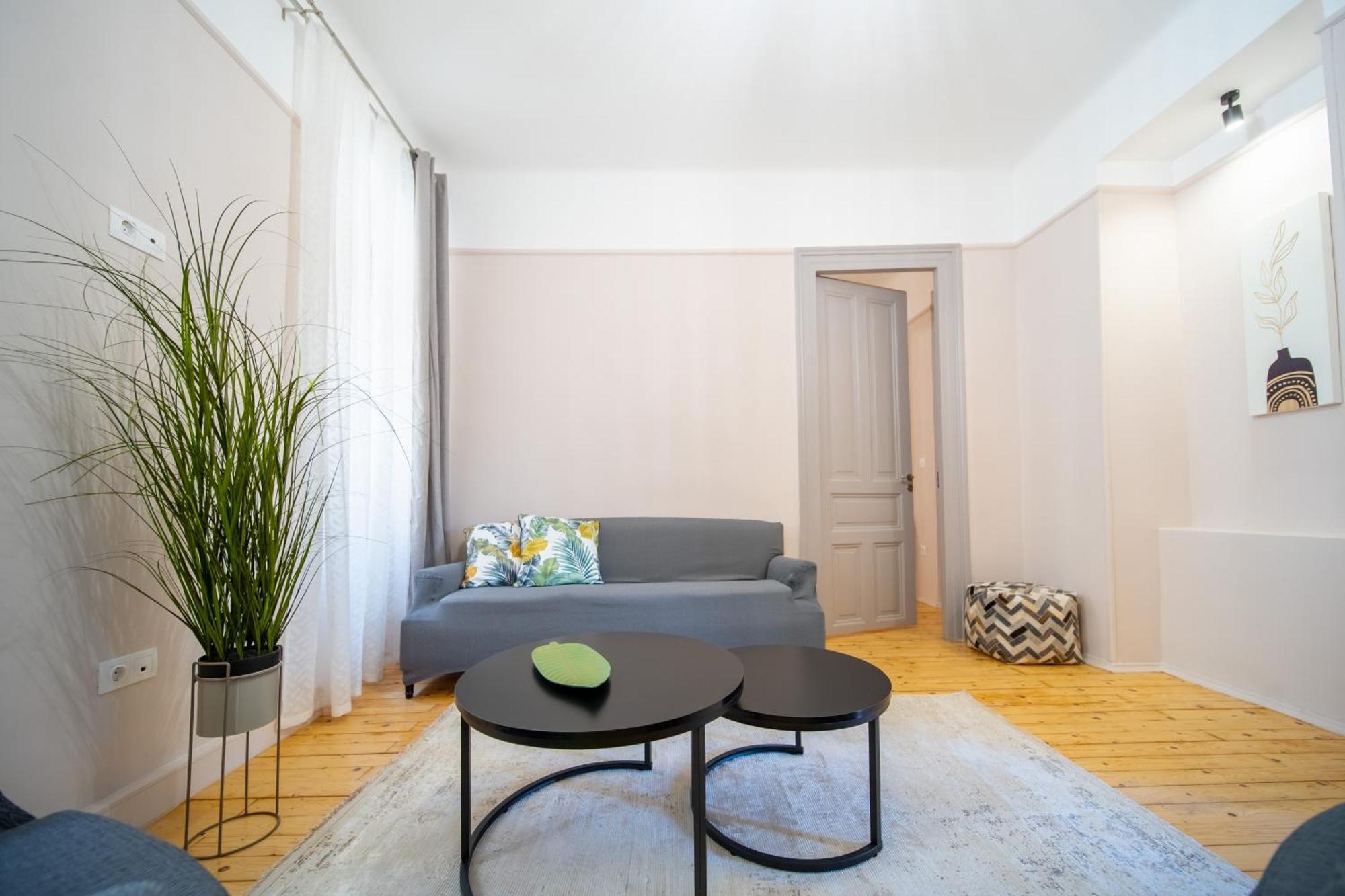 Oikia Tripodon Apartment Athens Luaran gambar